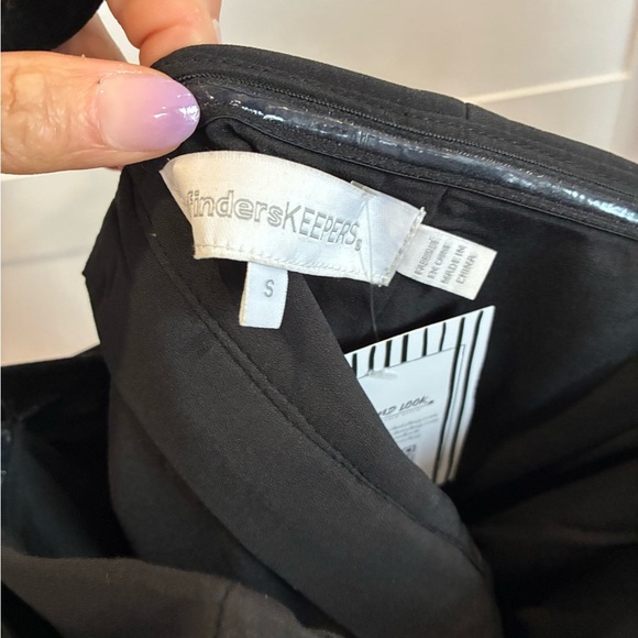 FINDERS KEEPERS Black Mad Hatter Sweetheart Peplum Pencil Dress Size Small - Picture 4 of 4